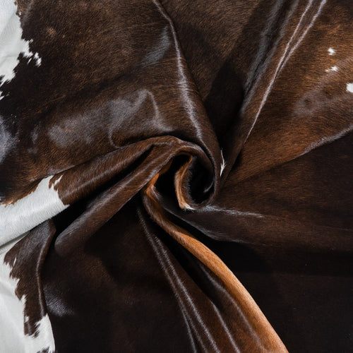 Brazilian Mahogany Cowhide Rug Size 7'5" L x 6'9" W 1151
