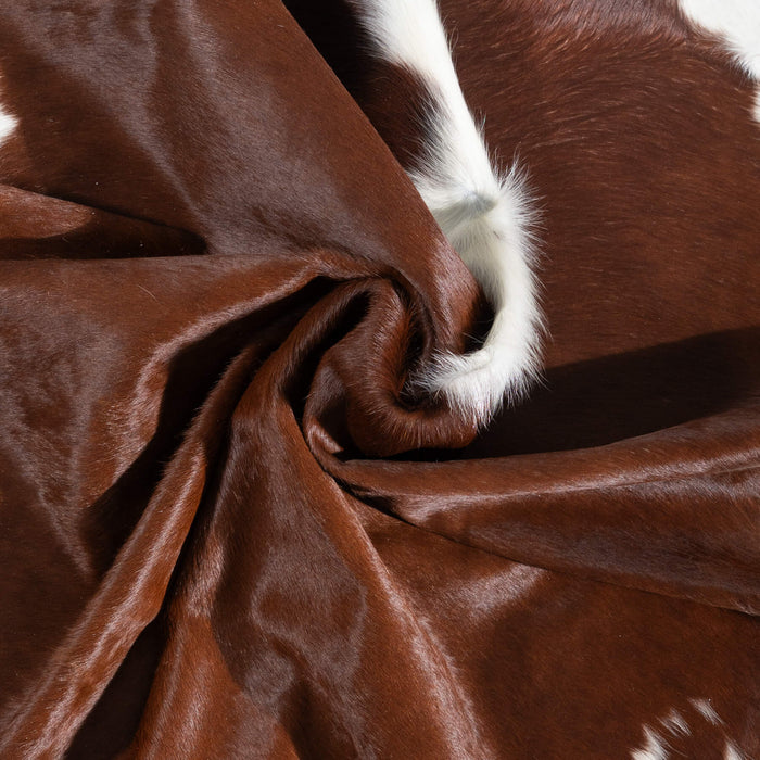 Brazilian Hereford Cowhide Rug Size 7'2" L x 7'1" W 1435