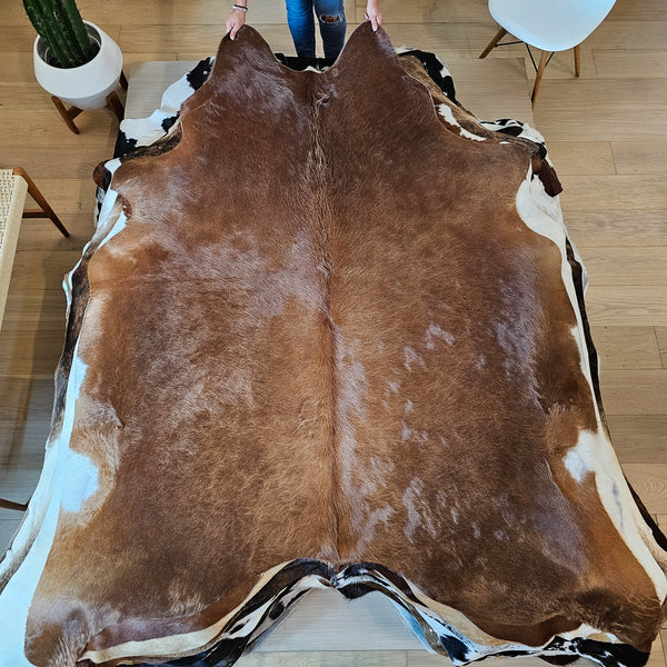 Natural Brazilian Brown Cowhide Rug Size X Large 2595 , Stain Resistant Fur | eCowhides