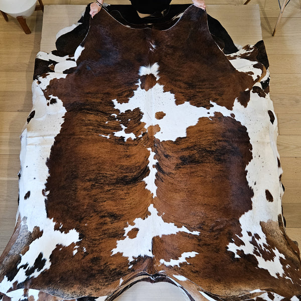 Tricolor Cowhide Rug Size Large 4286 , Stain Resistant Fur | eCowhides