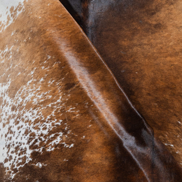 Brazilian Chocolate and White Cowhide Rug Size 7'4" L x 7'4" W 3726