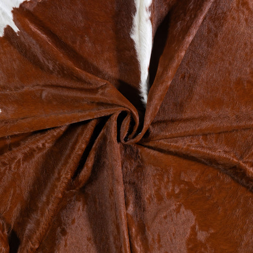 Brazilian Hereford Cowhide Rug Size 8'0" L x 6'8" W 6713