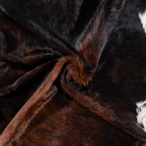 Brazilian Mahogany Cowhide Rug Size 7'6" L x 6'6" W 7271