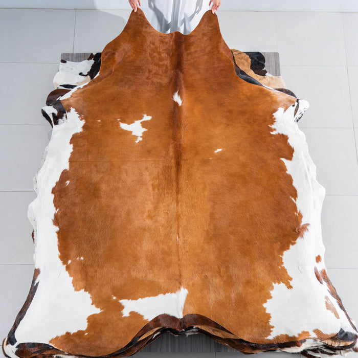 Brown and White Cowhide Rug Size 7'9" L x 6'6" W 7506