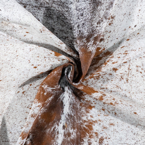 Brown Salt and Pepper Cowhide Rug Size 6'10" L x 6'4" W 7620