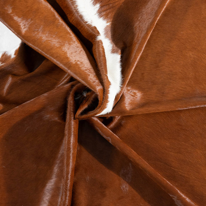 Brazilian Hereford Cowhide Rug Size 7'5" L x 7'3" W 8367