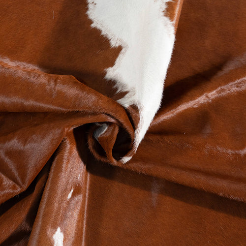 Brazilian Hereford Cowhide Rug Size 6'0" L x 6'3" W 8395