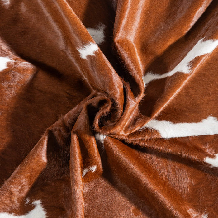 Brown and White Cowhide Rug Size 7'11" L x 7'1" W 9277