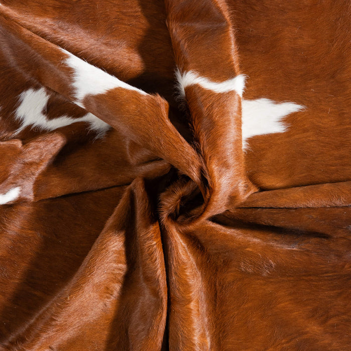 Brown and White Cowhide Rug Size 7'11" L x 6'1" W 9316