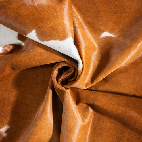 Brown and White Cowhide Rug Size 7'7" L x 6'11" W 9368