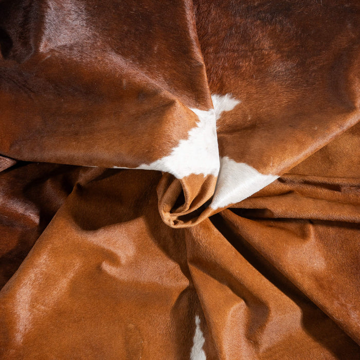 Brown and White Cowhide Rug Size 8'9" L x 7'7" W 9408