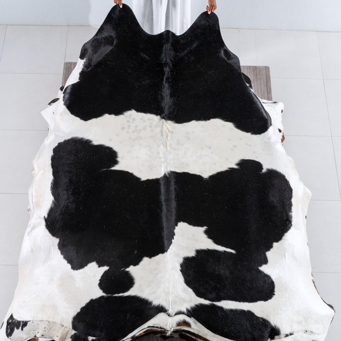 Black and White Cowhide Rug Size 7'10" L x 6'11" W 6212