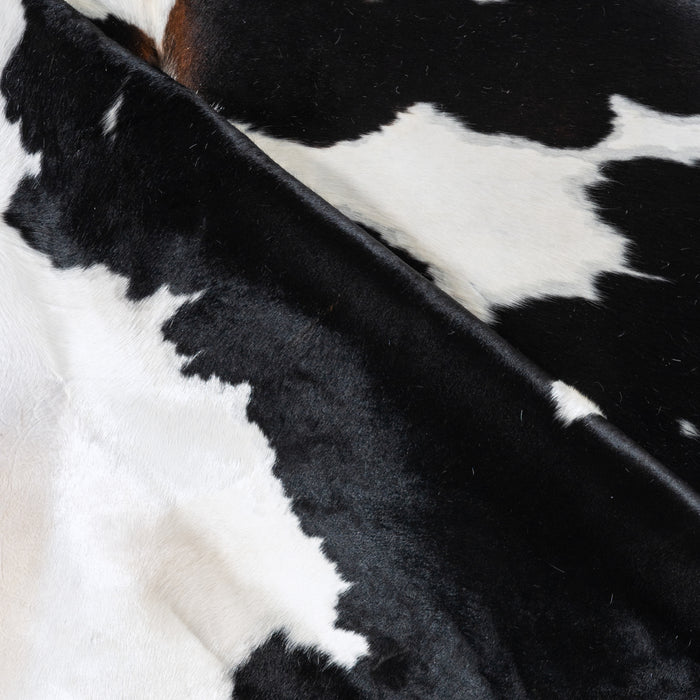 Chocolate and White Cowhide Rug Size 8'10" L x 7'7" W 6218