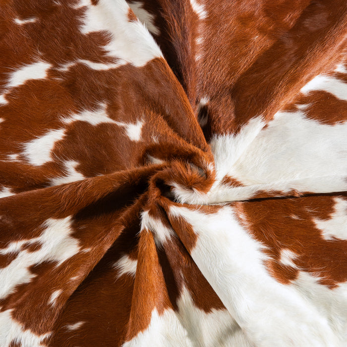 Brown and White Cowhide Rug Size 7'3" L x 7'3" W 5026