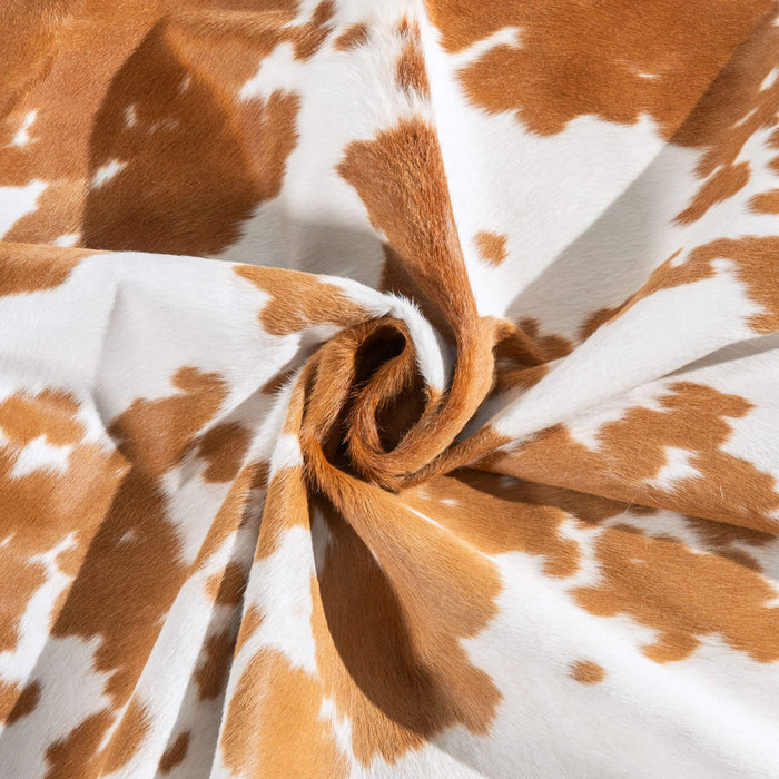 Brown and White Cowhide Rug Size 7'8" L x 6'7" W 6427