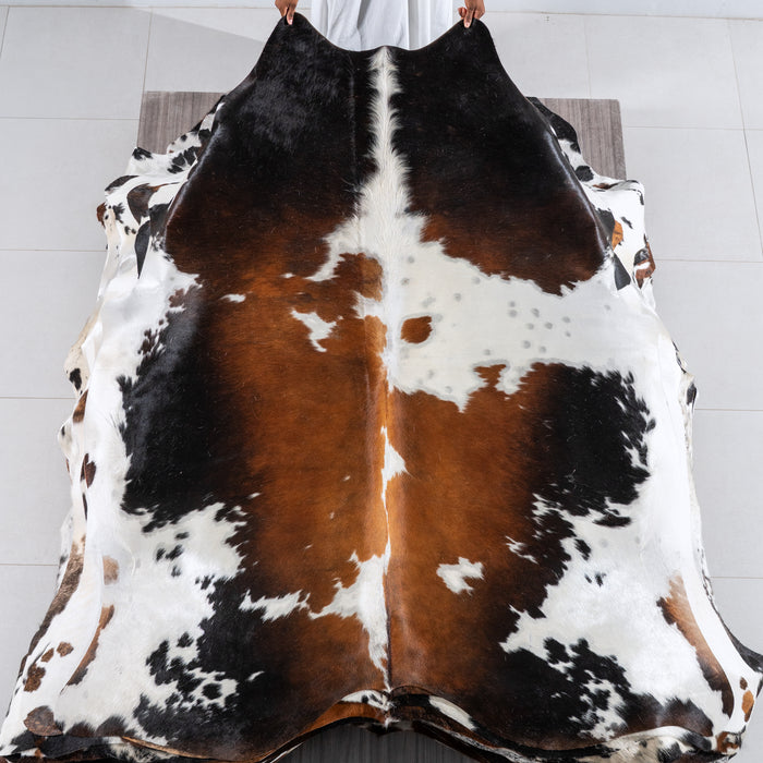Chocolate and White Cowhide Rug Size 7'2" L x 6'3" W 6233