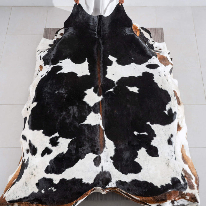 Black and White Cowhide Rug Size 8'2" L x 6'4" W 6433