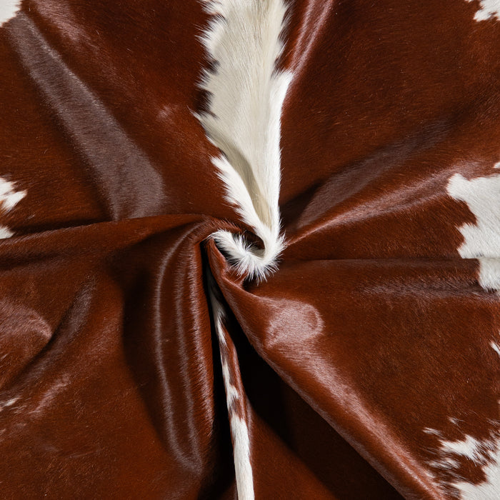 Brazilian Hereford Cowhide Rug Size 7'2" L x 5'10" W 5378