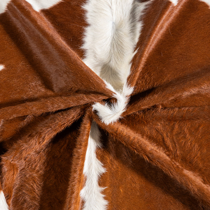Brazilian Hereford Cowhide Rug Size 6'10" L x 5'9" W 5381