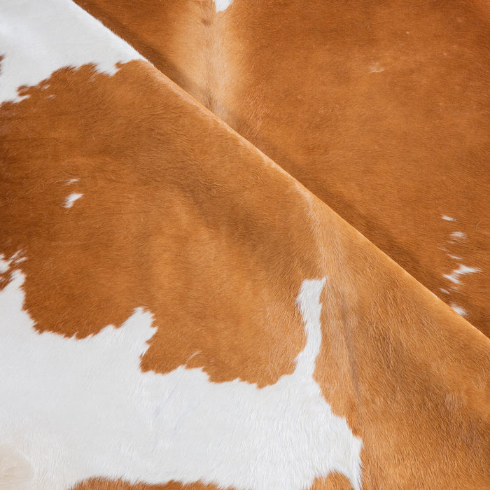 Brown and White Cowhide Rug Size 7'11" L x 7'3" W 5451