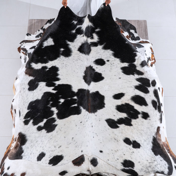 Black and White Cowhide Rug Size 6'9" L x 6'3" W 6256