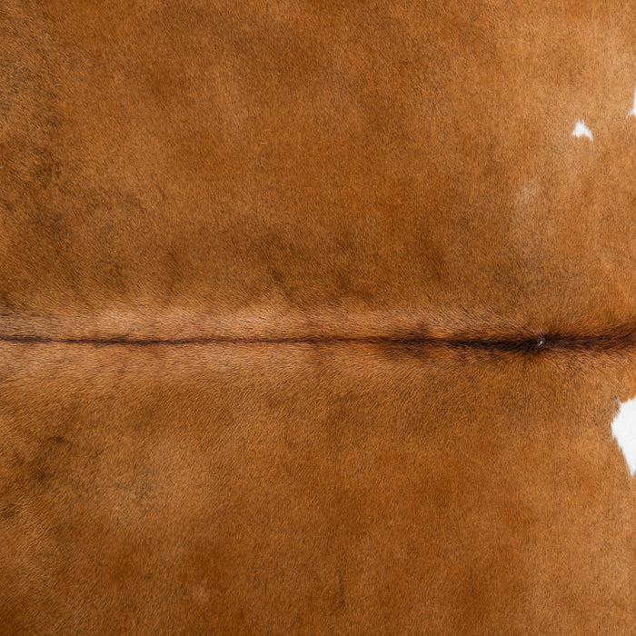 Brown and White Cowhide Rug Size 7'11" L x 6'9" W 4109