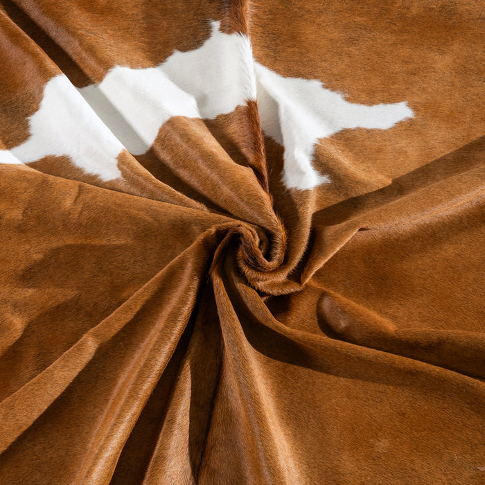 Brown and White Cowhide Rug Size 7'11" L x 6'9" W 4109