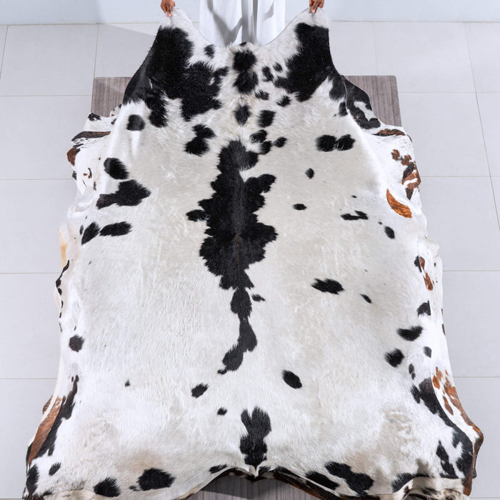 Black and White Cowhide Rug Size 8'0" L x 6'10" W 6282