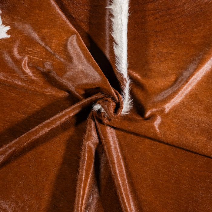 Brazilian Hereford Cowhide Rug Size 6'9" L x 6'9" W 4983