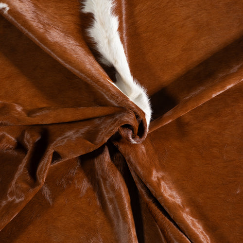 Brazilian Hereford Cowhide Rug Size 7'0" L x 7'5" W 3711