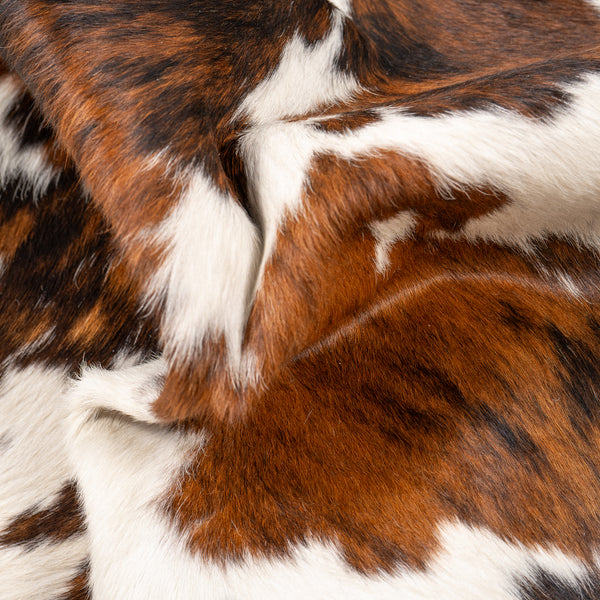 Tricolor Cowhide Rug Size 7'1'' L X 6'8'' W 4960 , Stain Resistant Fur | eCowhides