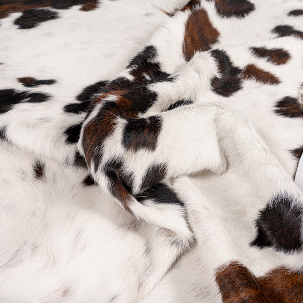 White Tricolor Cowhide Rug Size 7'2'' L X 6'1'' W 5217 , Stain Resistant Fur | eCowhides