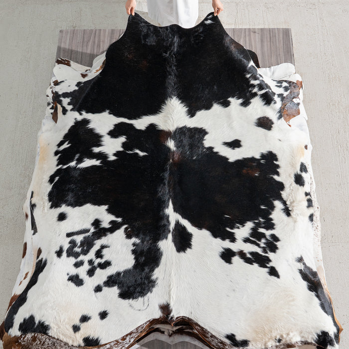 Black and White Cowhide Rug Size 7'4" L x 6'8" W 3043