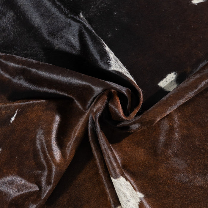 Brazilian Chocolate and White Cowhide Rug Size 6'10" L x 5'7" W 1147