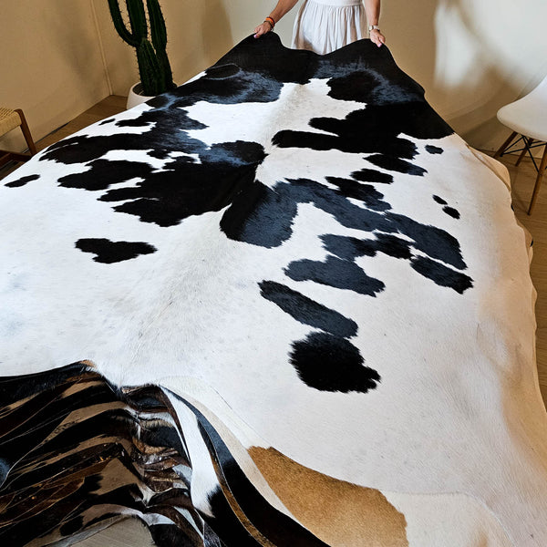 Natural Brazilian Black and White Cowhide Rug Size X Large 1719