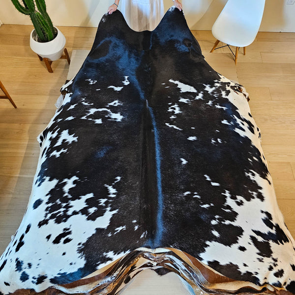 Brazilian Black and White Cowhide Rug Size XXL 1807