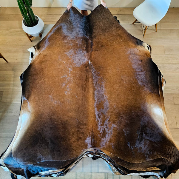Natural Brazilian Chocolate Cowhide Rug Size X Large 2273