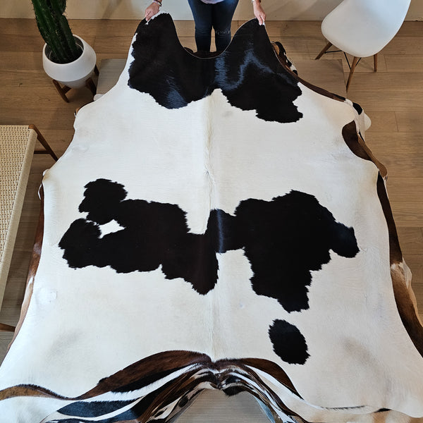 Natural Brazilian  Black and White Cowhide Rug Size Large 2501