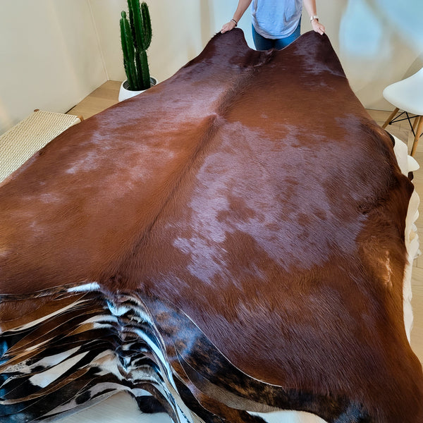 Natural Brazilian Brown Cowhide Rug Size XX Large 2509