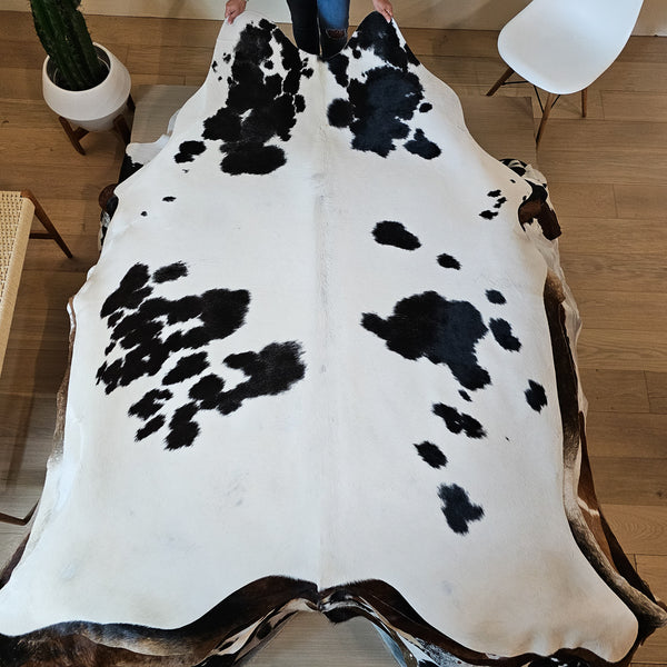 Natural Brazilian Black and White Cowhide Rug Size X Large 2599