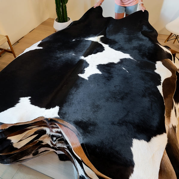 Natural Brazilian Black and White Cowhide Rug Size X Large 2645