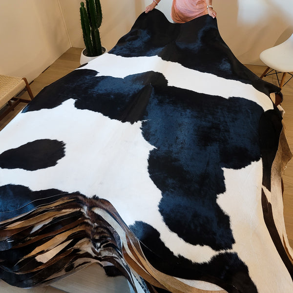 Natural Brazilian Black and White Cowhide Rug Size Large 2719
