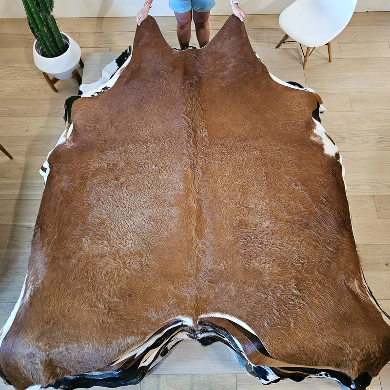 Natural Brazilian Brown Cowhide Rug Size Xx Large 2749 , Stain Resistant Fur | eCowhides