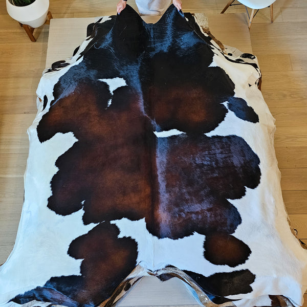 Natural Brazilian Chocolate and White Cowhide Rug Size X Large 3089