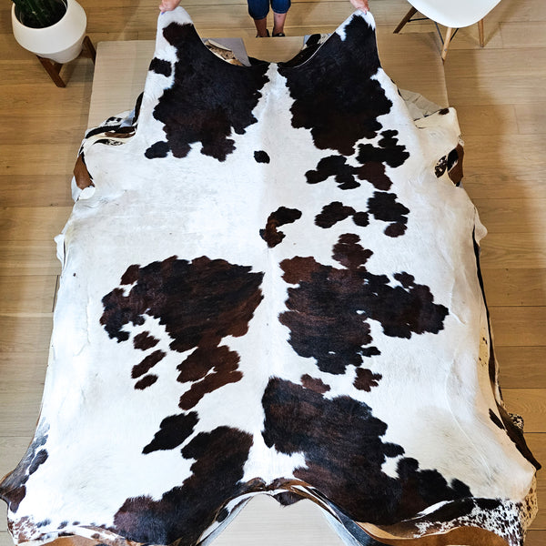 Natural Tricolor Cowhide Rug Size Xx Large 3190 , Stain Resistant Fur | eCowhides