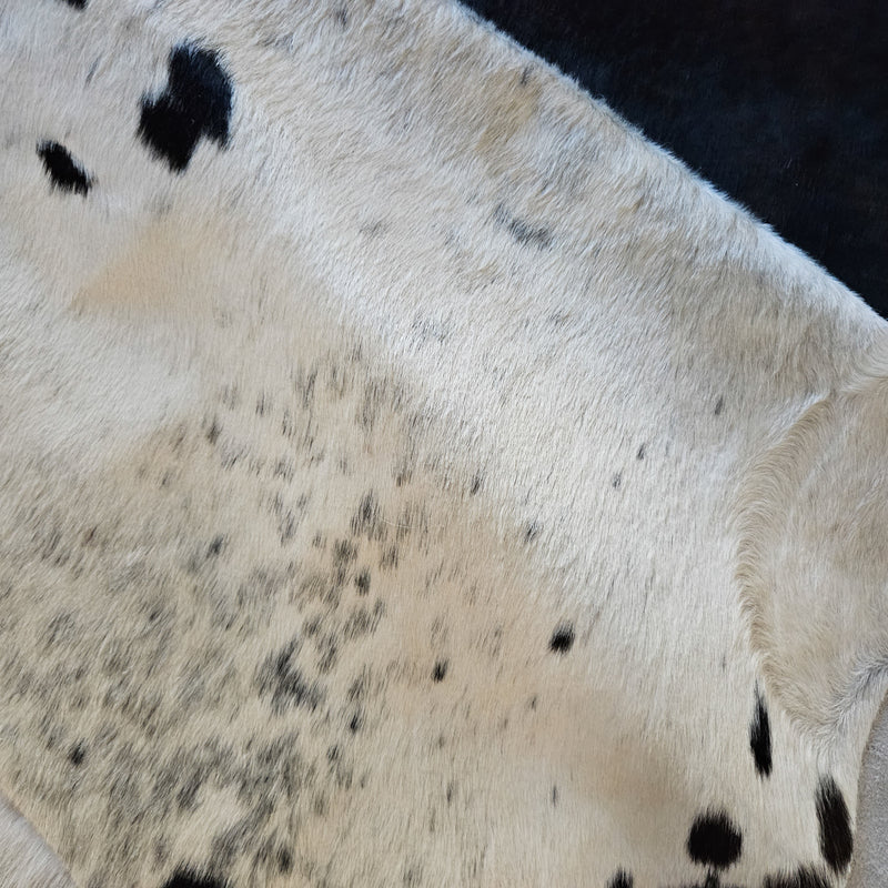 Natural Dark Tricolor Cowhide Rug Size Xx Large 3370 , Stain Resistant Fur | eCowhides
