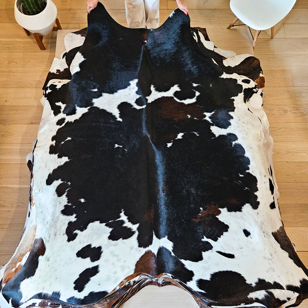 Natural Dark Tricolor Cowhide Rug Size X Large 3433 , Stain Resistant Fur | eCowhides