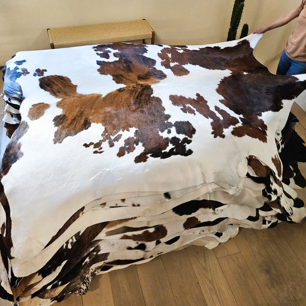 Tricolor Cowhide Rug Size X Large 3760