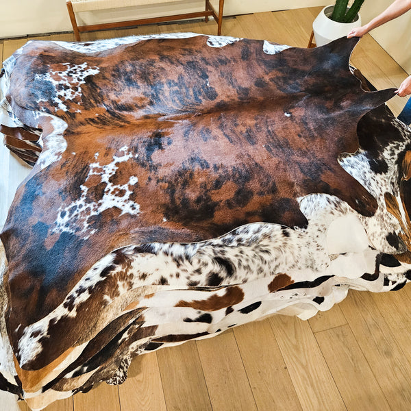 Dark Brindle Cowhide Rug Size Large 3835