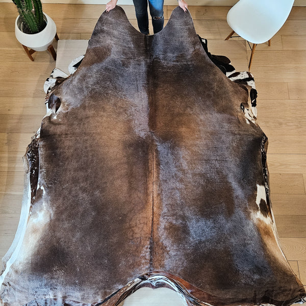 Brazilian Chocolate Cowhide Rug Size X Large 3987 , Stain Resistant Fur | eCowhides